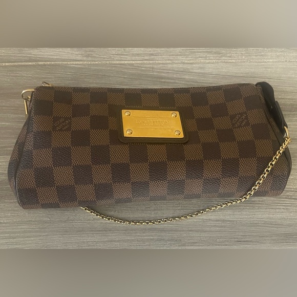 Louis Vuitton damiere ebene eva clutch/crossbody - Picture 12 of 12